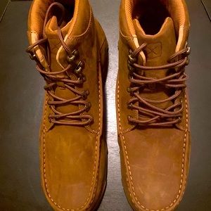 Men’s Size 14 W Suede Boots